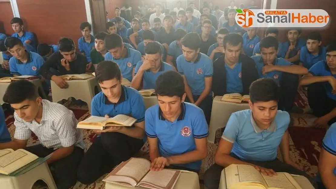 Kahtalı öğrenciler Mehmetçik için Fetih Suresi okudu
