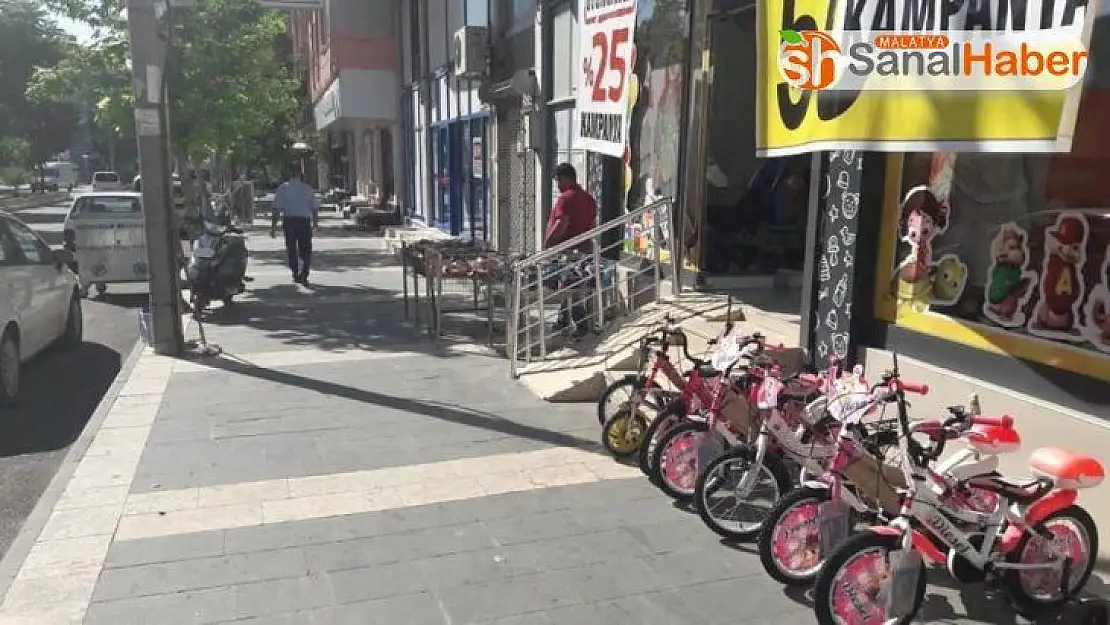 Kaldırım işgalleri konusuna hassasiyetle yaklaşılıyor