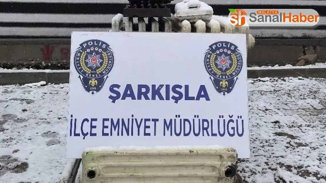 kalorifer ve kalorifer peteği çalan hırsızlar yakalandı