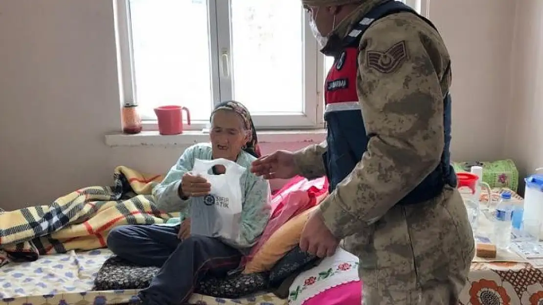 'Kanser hastası kadınının ilaçlarını jandarma ekipleri yetiştirdi'