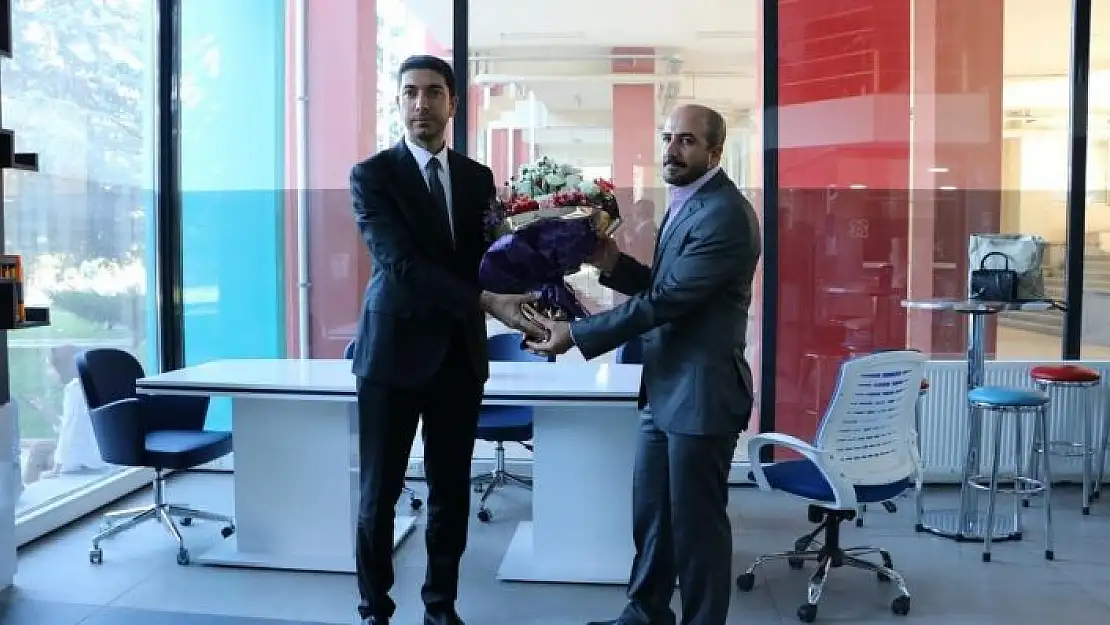 'Kariyer Merkezi´nde bayrak değişimi'