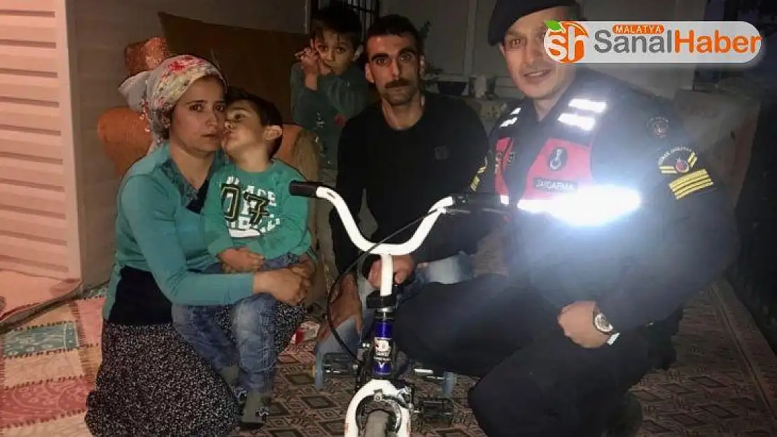 Kayıp 3 yaşındaki Umut'u, jandarma ekipleri buldu