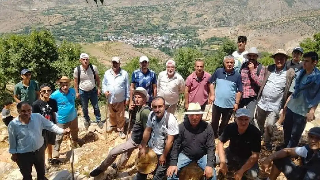 'Kaymakam Ardıç gençlerle birlikte doğa yürüyüşü yaptı'