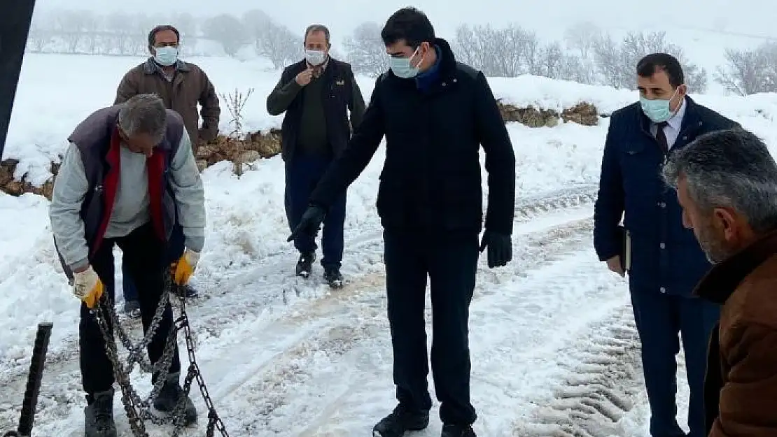 'Kaymakam Köksal kar temizleme çalışmalarını inceledi'