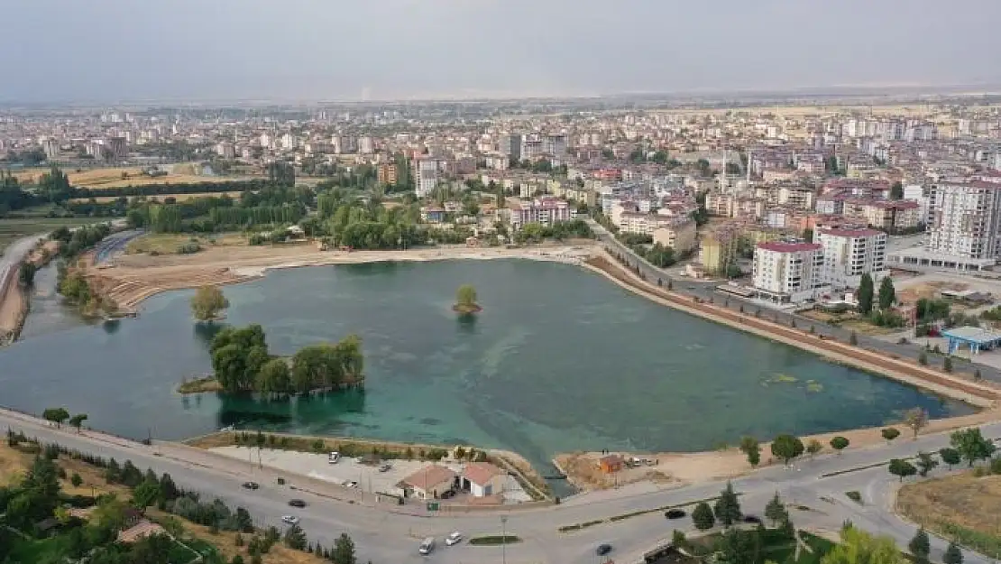 '''Kaynarca'' ´dünyanın en büyük biyolojik göleti´ için Guinness´a aday'