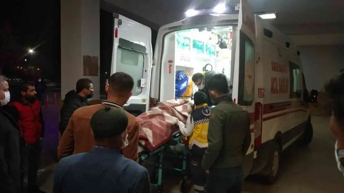 'Kaza yapan arkadaşına yardıma gitti, traktörün altında kalıp hayatını kaybetti'