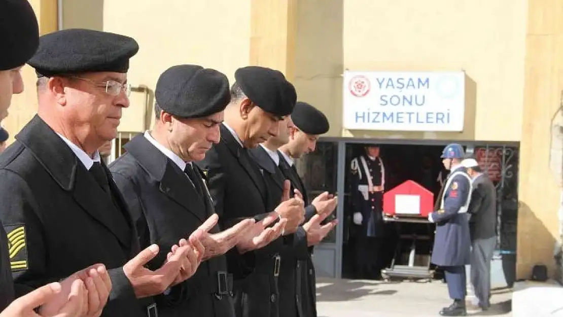 'Kazada hayatını kaybeden uzman çavuş memleketine uğurlandı'