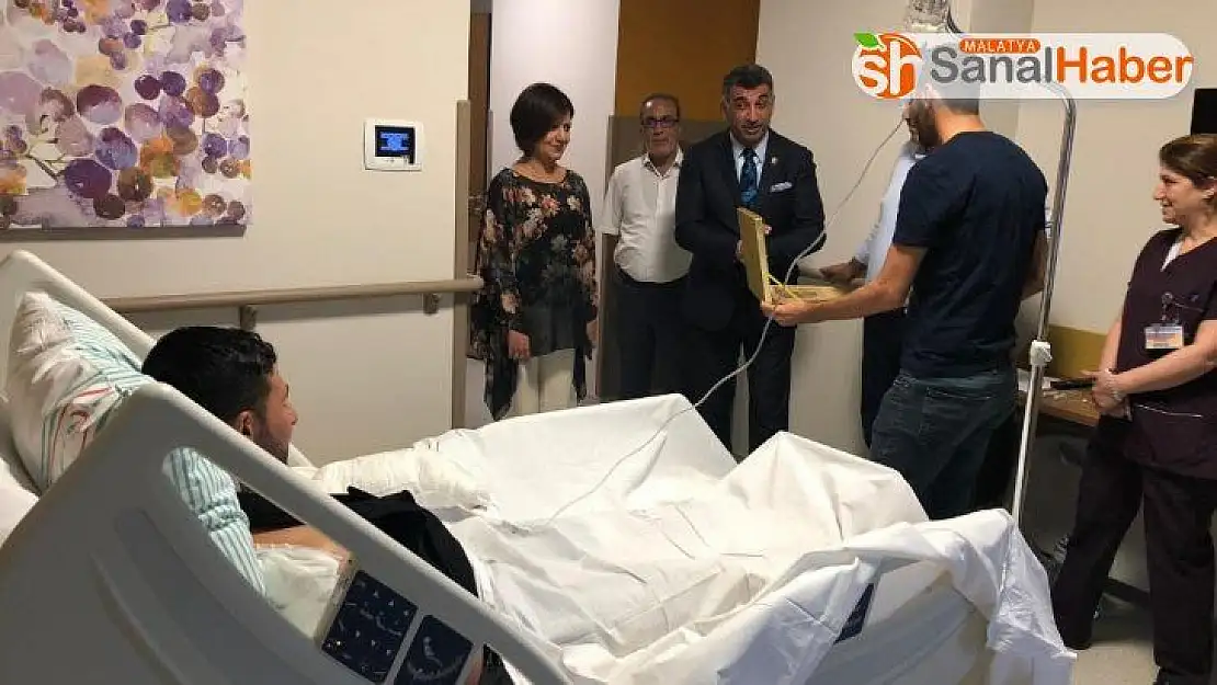 Kılıçdaroğlu'ndan, gazinin ailesine geçmiş olsun telefonu
