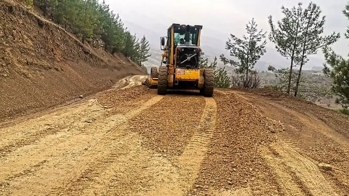 'Kırsal mahalle yolları yenileniyor'