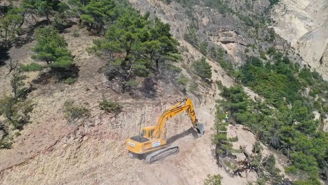 'Kırsalda su ve kanalizasyon sorunu yaşayan yerler bir bir çözüme kavuşturuluyor'