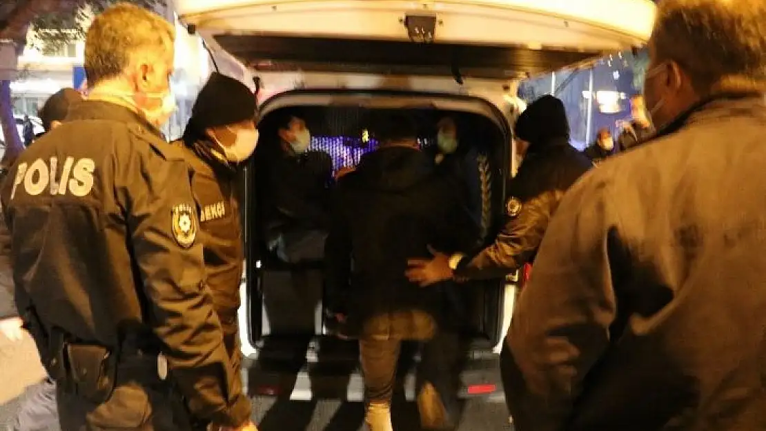 'Kısıtlama ihlali yapıp gazetecileri tehdit ettiler'