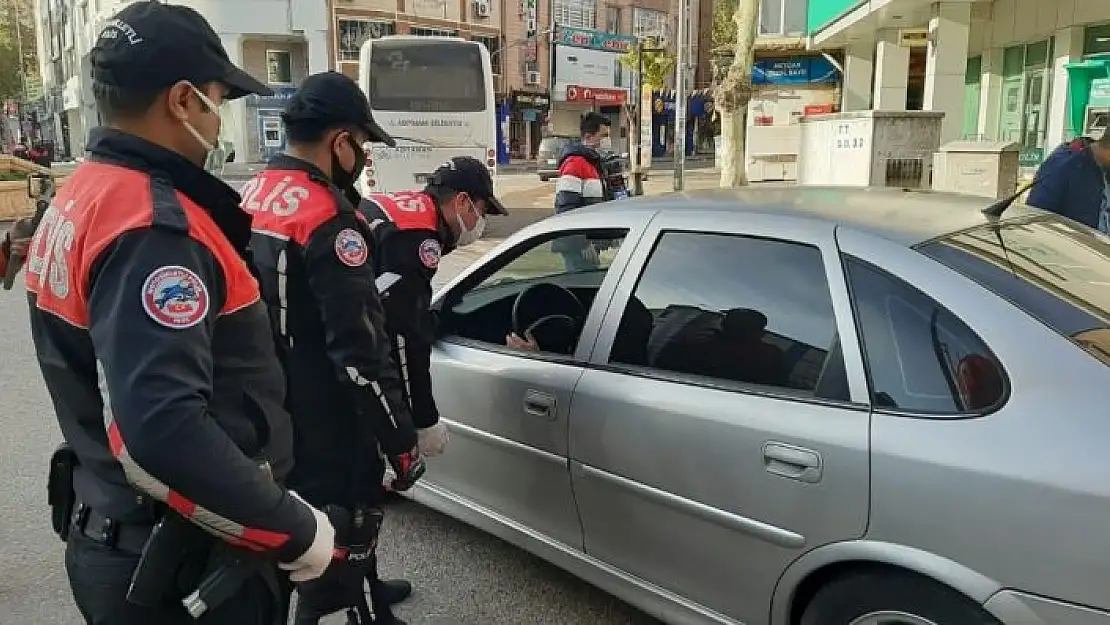 'Kısıtlama kapsamında denetimler gün boyu sürdü'