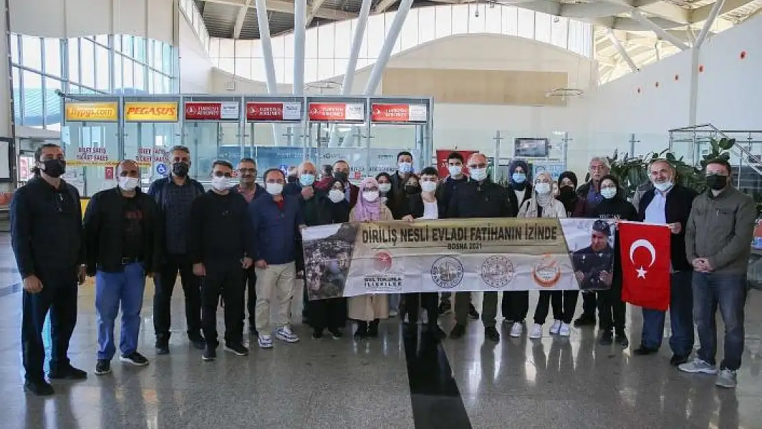 'Kitap okuyup dereceye girdiler, belediye yurt dışı gezisiyle ödüllendirdi'