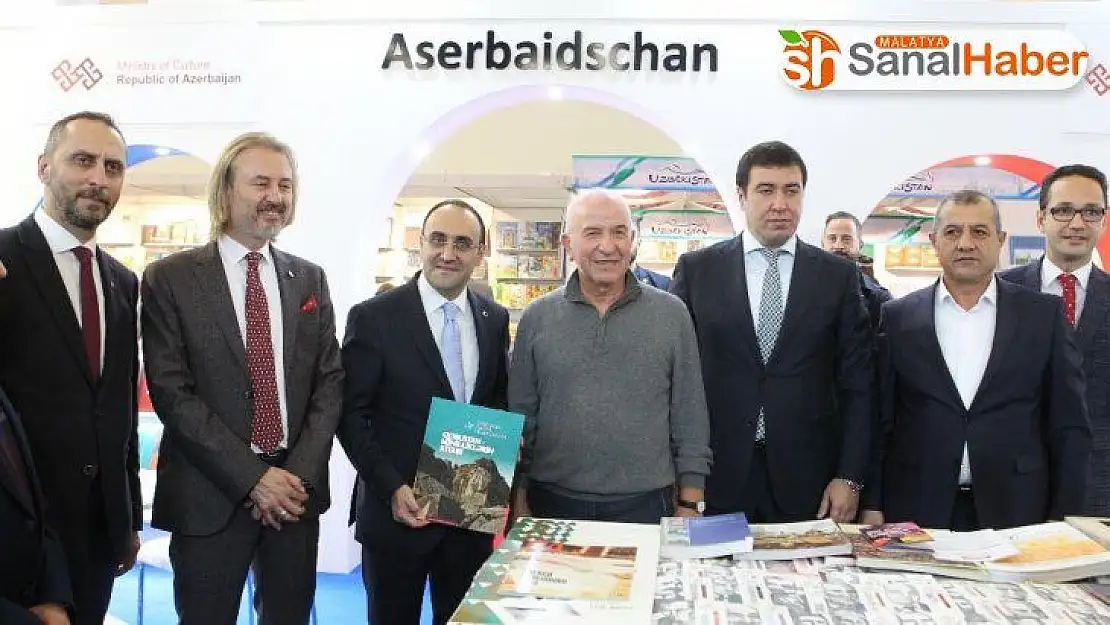 Kitap severler  71. kez Frankfurt'ta buluştu