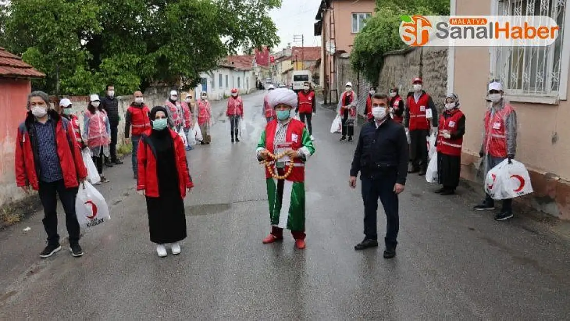 Kızılay'dan Anneler Günü'ne 'tatlı' kutlama