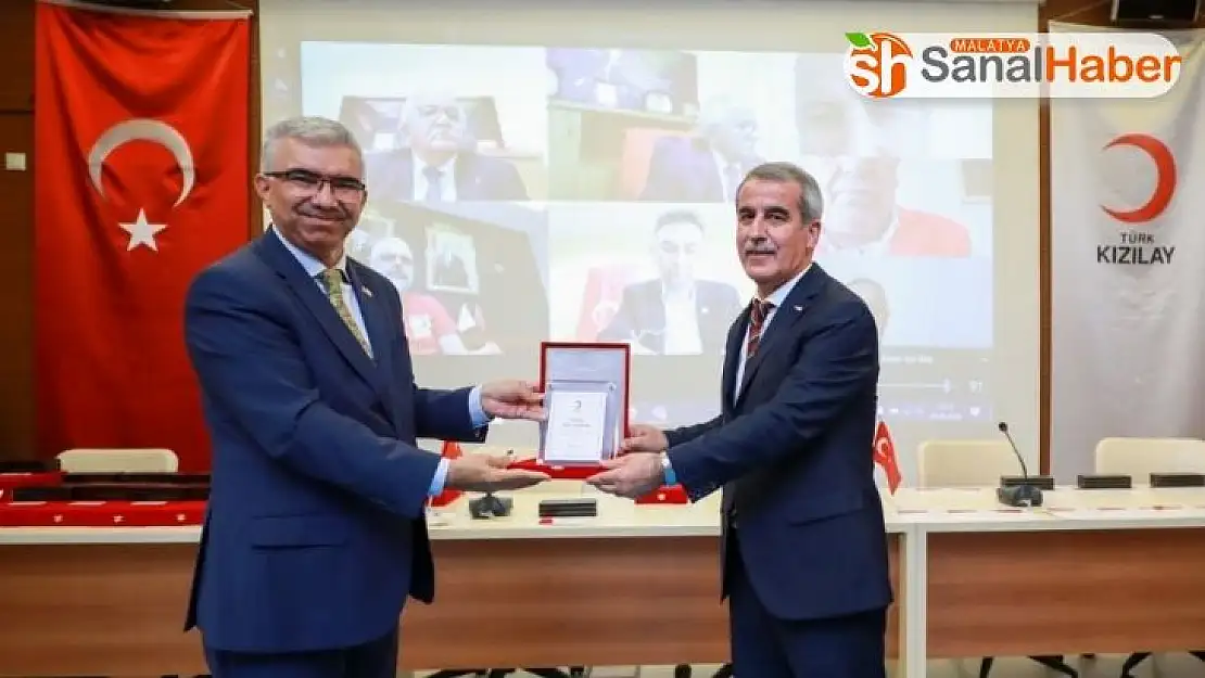 Kızılay Malatya Şubesi'ne 5 ödül