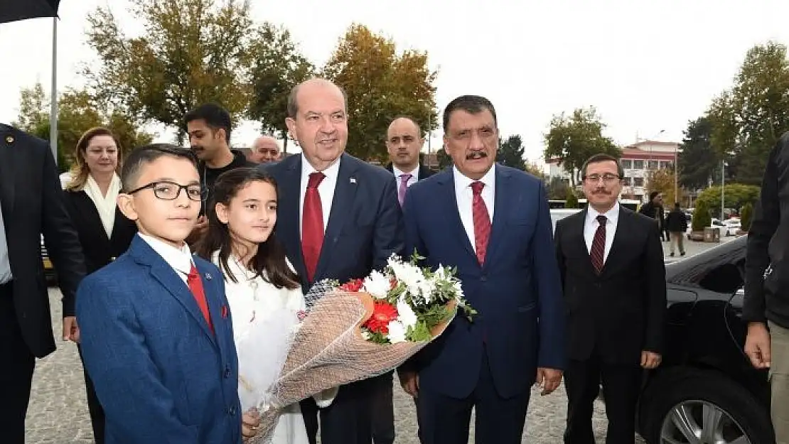 'KKTC Cumhurbaşkanı Ersin Tatar´a Malatya´da sıcak karşılama'