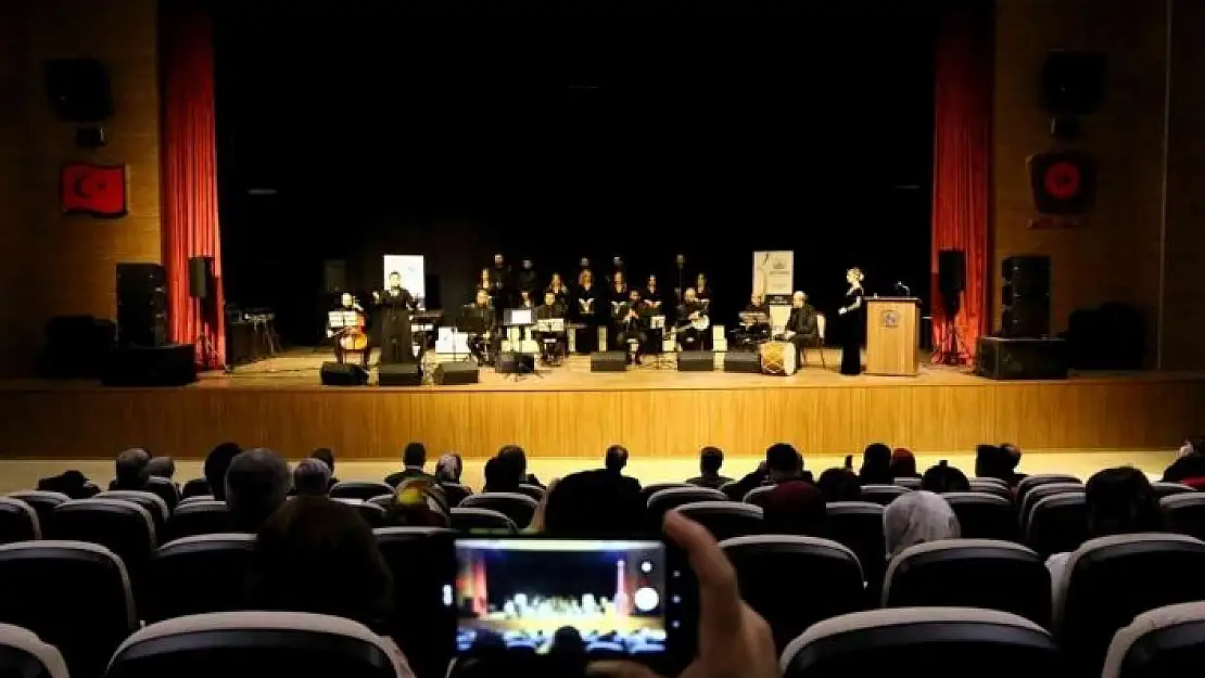 'Klasik Türk Müziği Sanatçıları Adıyaman´da konser verdi'