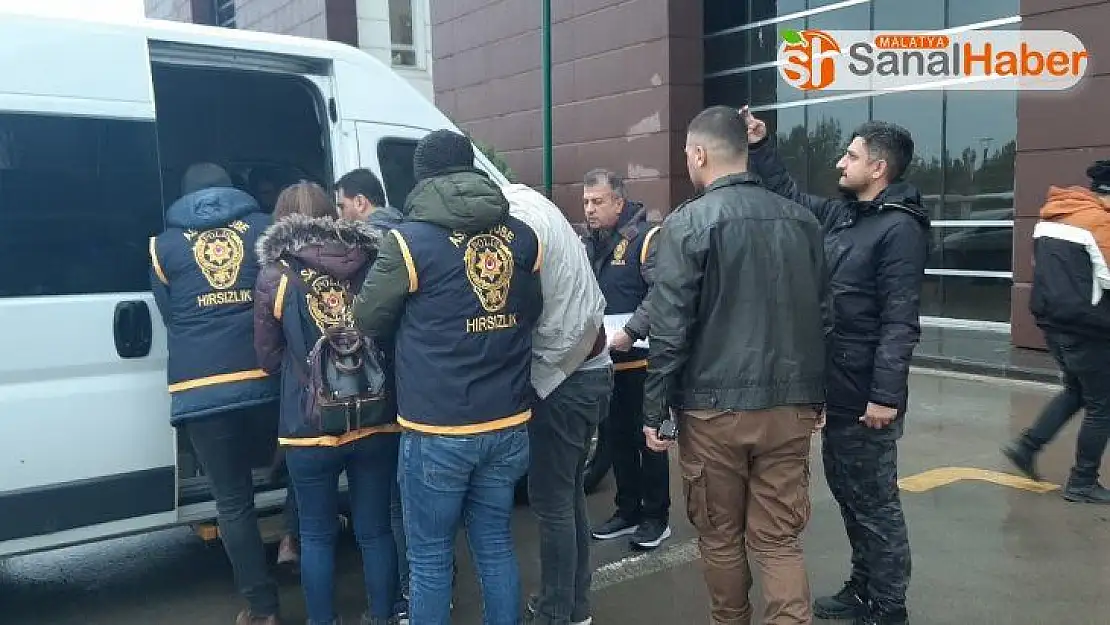 Kombi hırsızları yakalandı