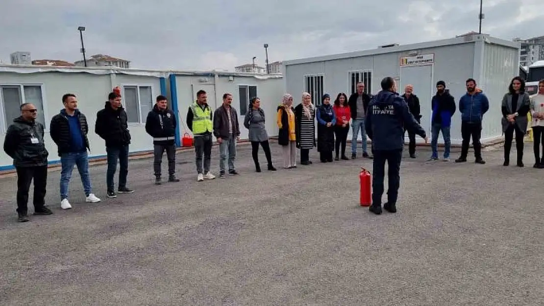 'Konteyner kentte kalanlara yangın eğitimi'