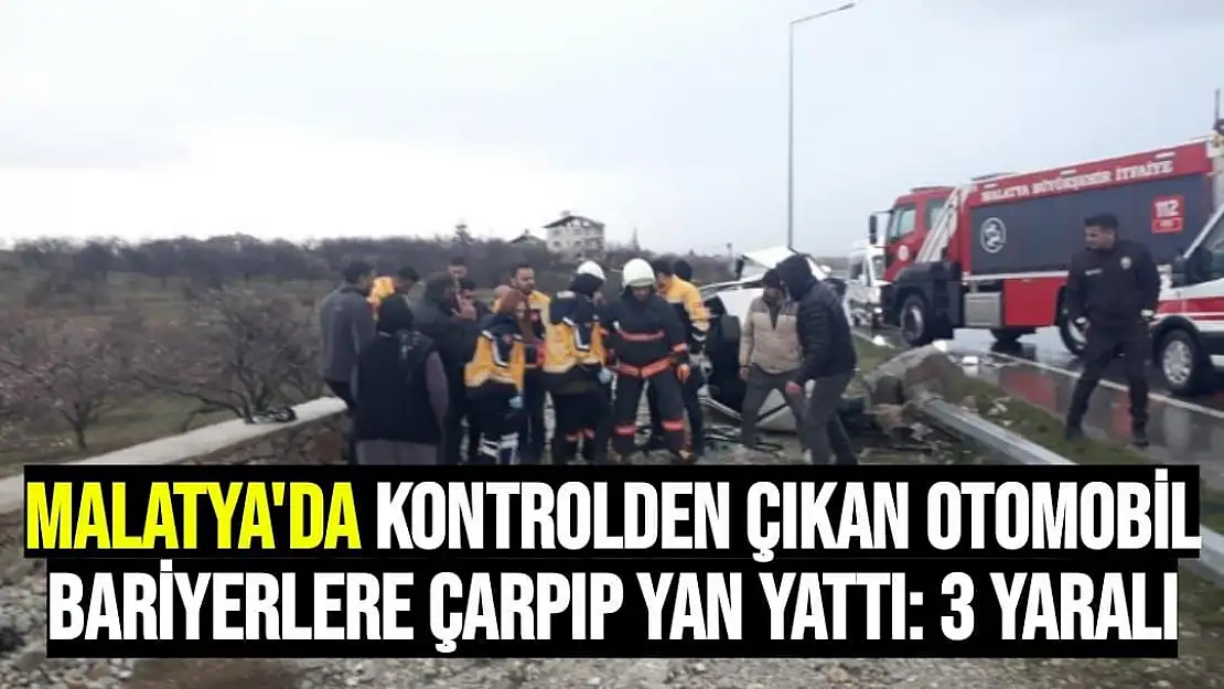 Kontrolden çıkan otomobil bariyerlere çarpıp yan yattı: 3 yaralı