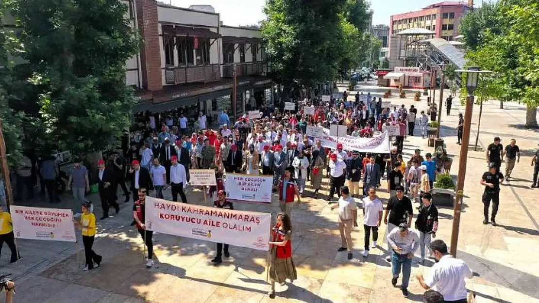 'Koruyucu Aile Günü´nde farkındalık yürüyüşü'