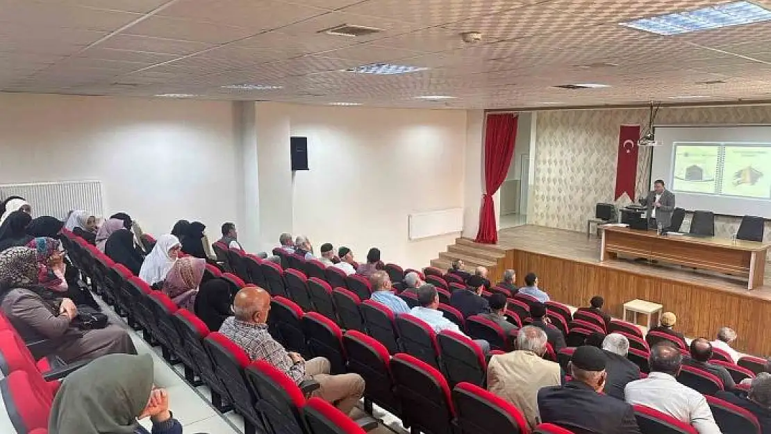 'Kovancılarda uygulamalı hac eğitim semineri düzenlendi'