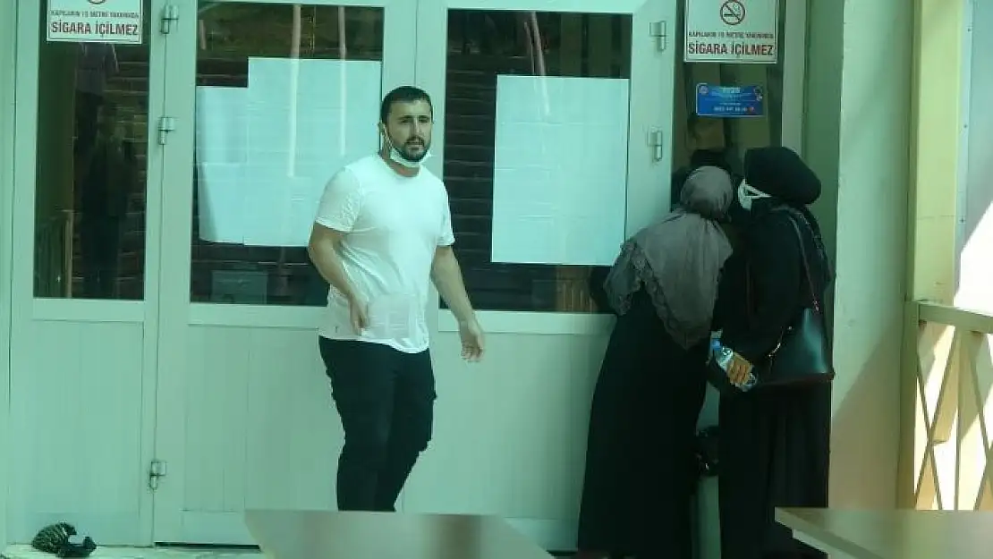 'KPSS´ye geç kalan adaylar sınava giremedi'