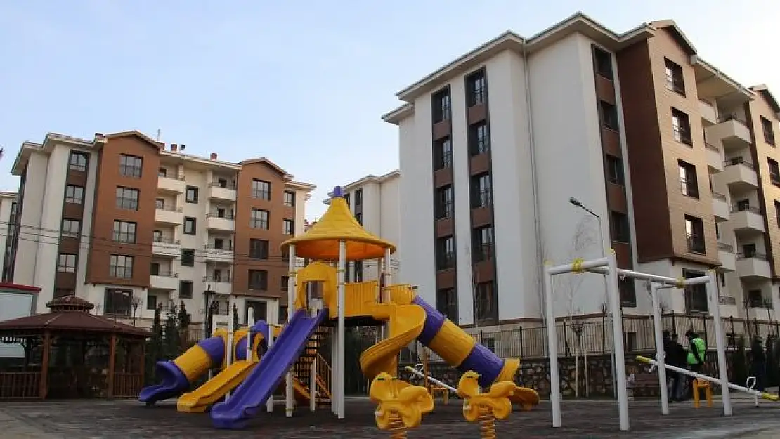 'Kuraları çekilen 431  konutun anahtarları teslim edilecek'