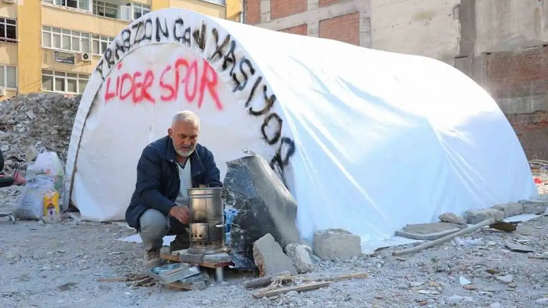 'Kurduğu çadırla farkındalık oluşturmaya çalıştı'