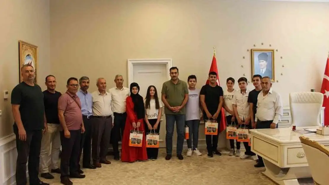'LGS´de dereceye girenlere hediye'