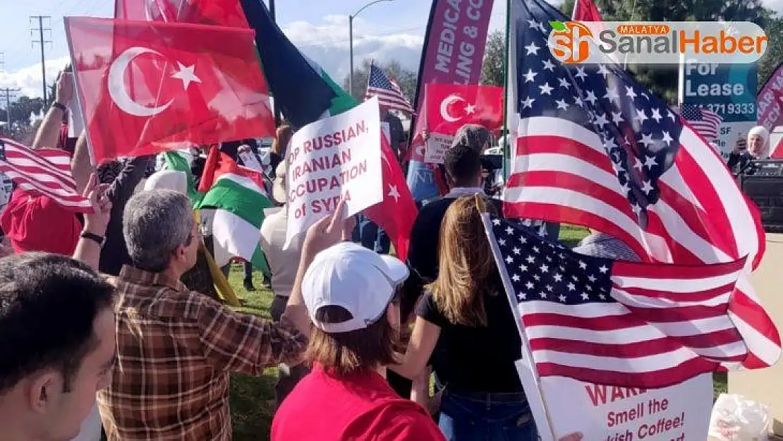 Los Angeles'ta, İdlib'deki Türk askerlerine destek gösterisi
