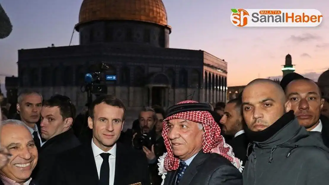 Macron Mescid-i Aksa'yı ziyaret etti