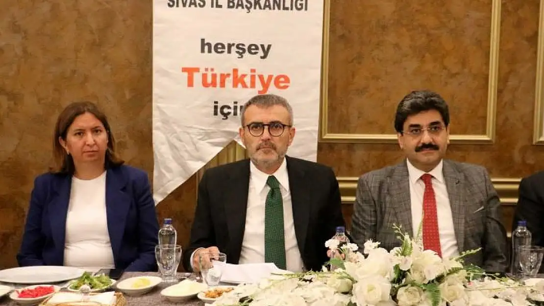 'Mahir Ünal Sivas´ta STK temsilcileriyle bir araya geldi'