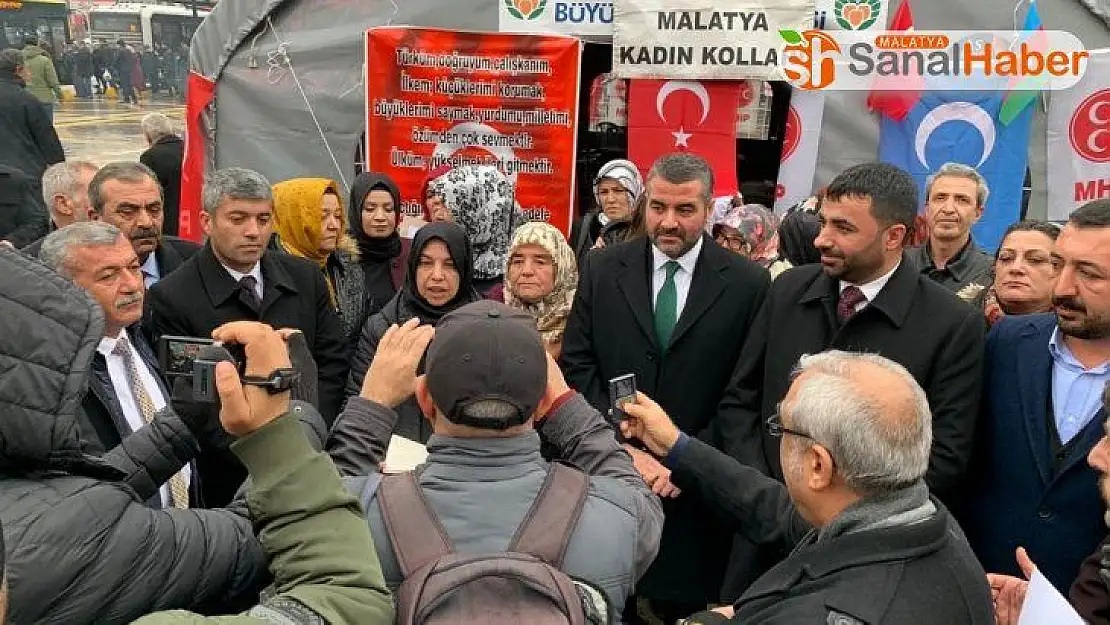 Malatya'da 'Doğu Türkistan' konulu fotoğraf sergisi açıldı