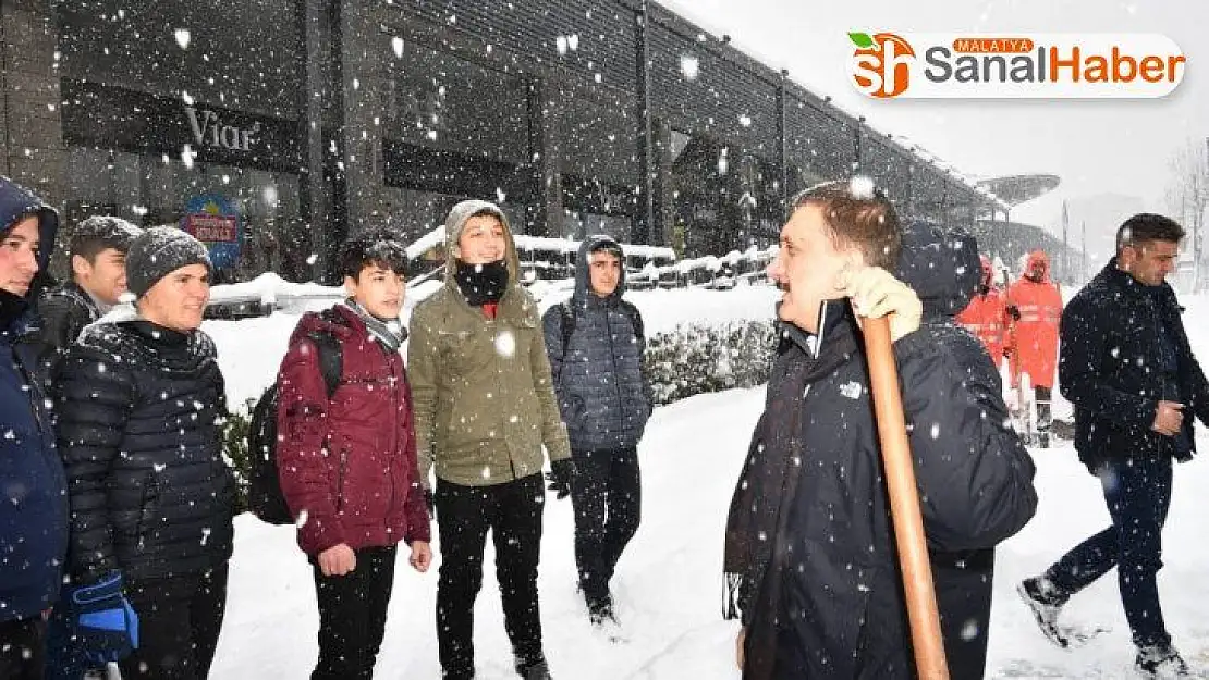 Malatya´da 506 mahalle yolu kapalı