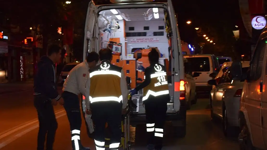 Malatya'da ambulans otomobille çarpıştı: 1 yaralı