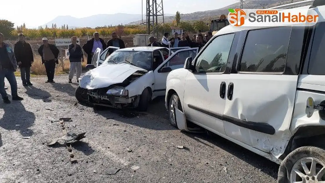 Malatya'da feci kaza: 4'ü ağır 11 yaralı