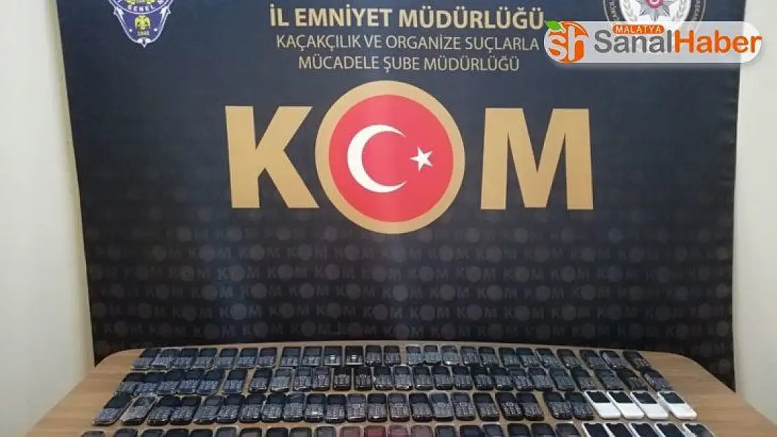 Malatya'da gümrük kaçağı cep telefonu ele geçirildi