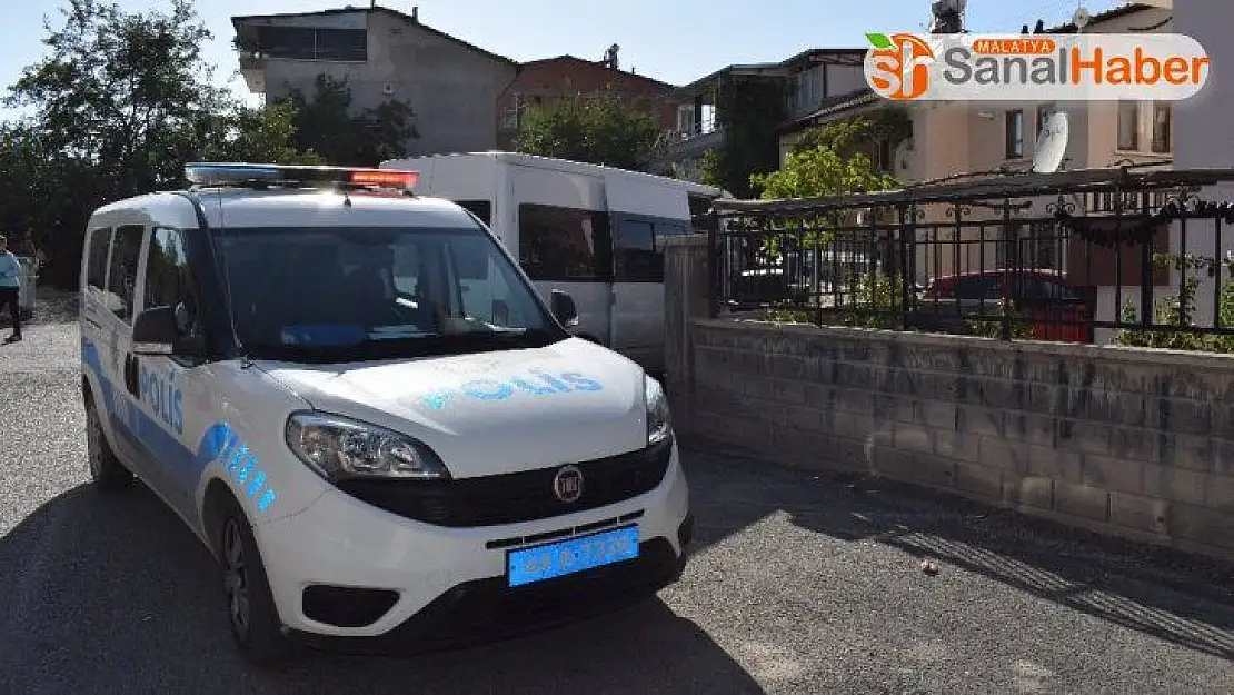 Malatya'da iki grup arasında bıçaklı kavga 3 yaralı