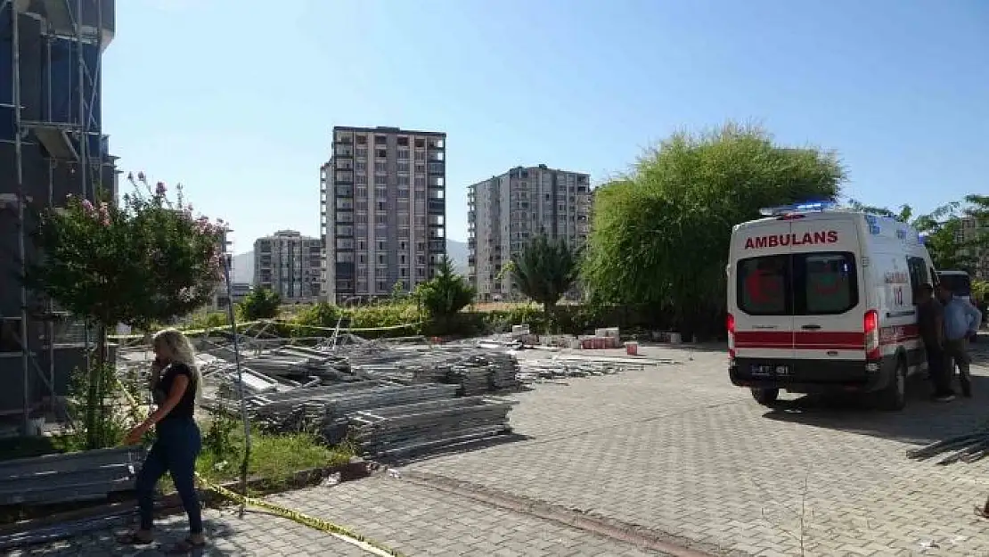 'Malatya´da inşaat iskelesi çöktü: 1 işçi öldü, 2´si yaralandı'