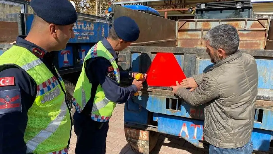 'Malatya´da jandarma reflektör kullanımına dikkat çekti'