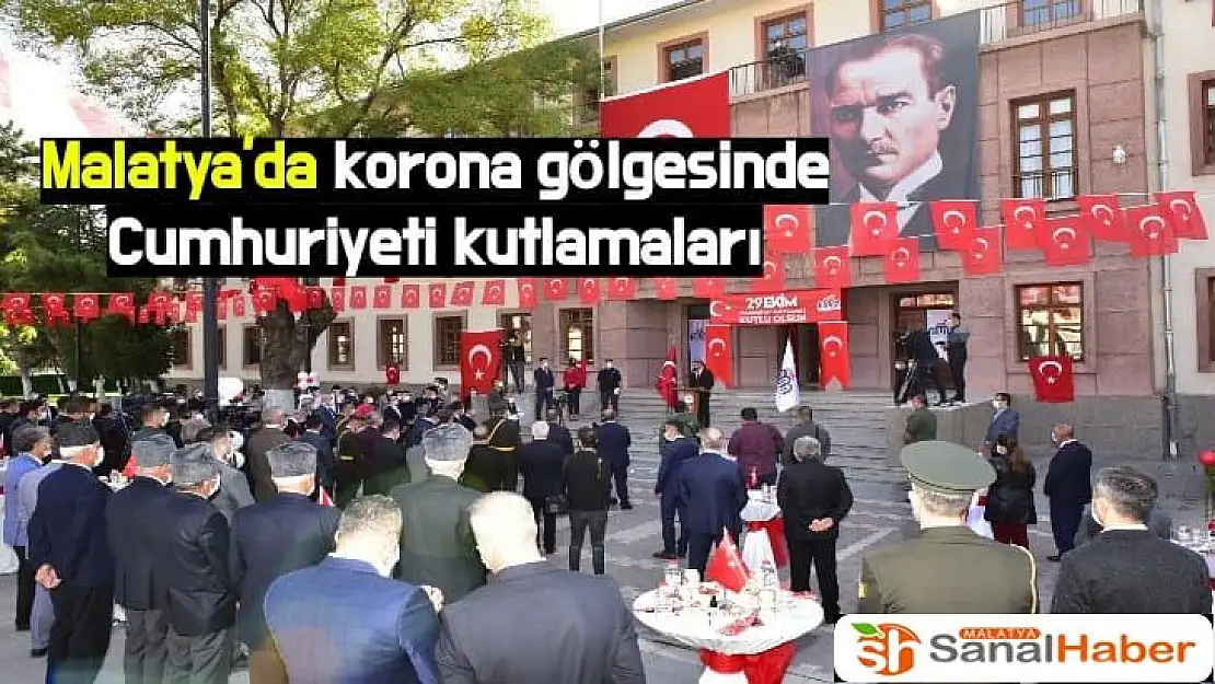 Malatya´da korona gölgesinde Cumhuriyeti kutlamaları