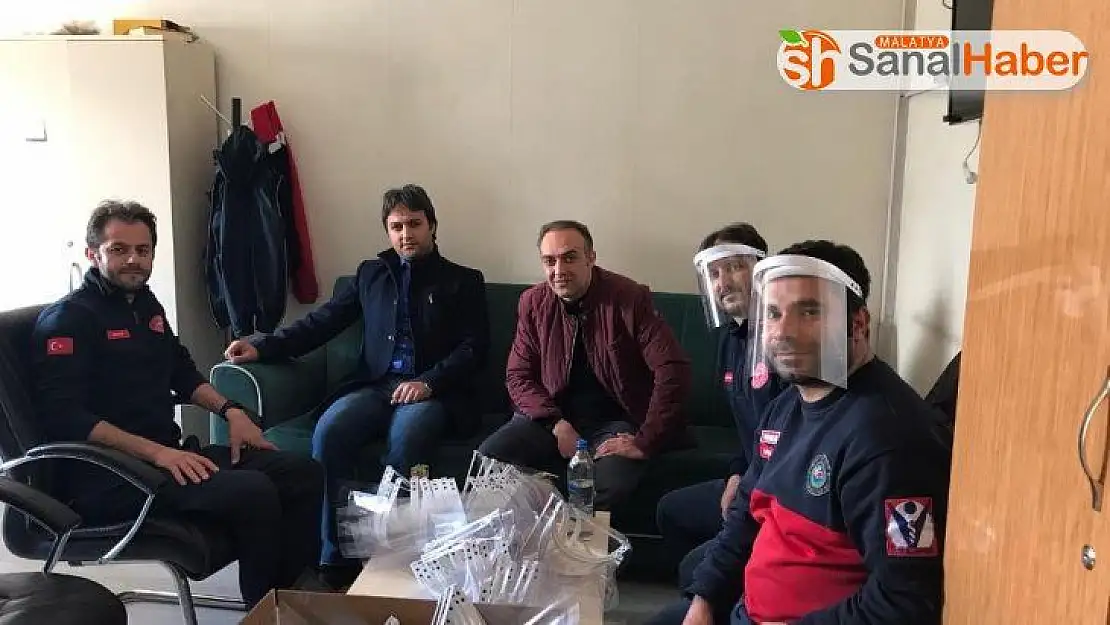 Malatya'da sağlık çalışanlarına siperlik destek