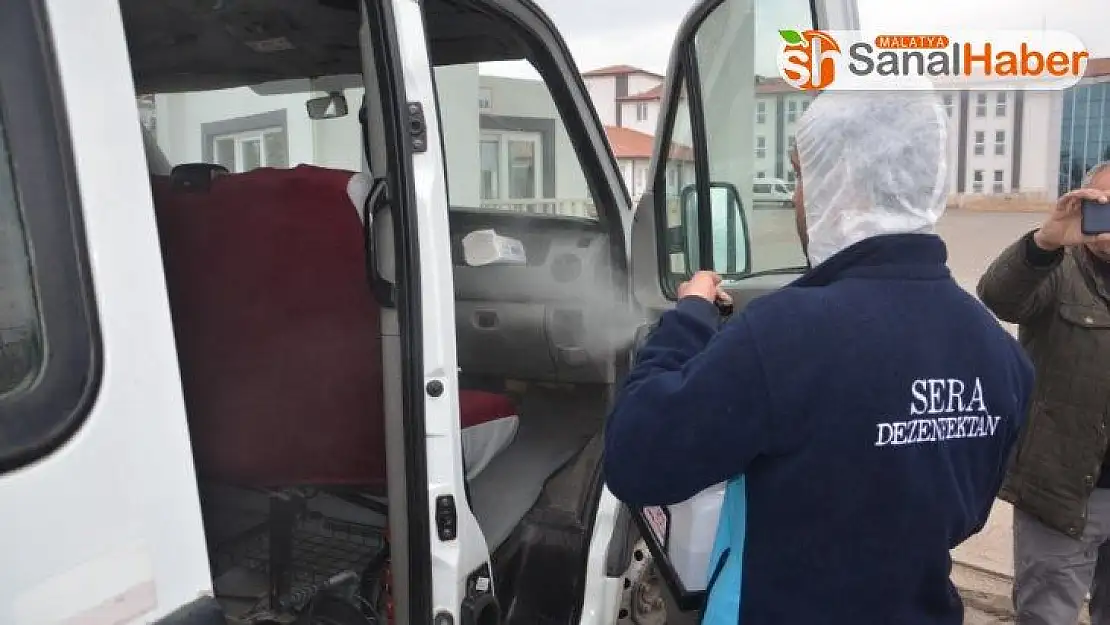 Malatya'da servis minibüslerine dezenfekte