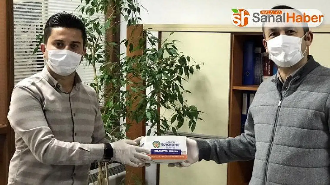 Malatya'da vakıf, dernek ve odalara maske dağıtıldı