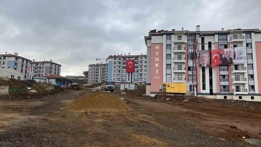 'Malatya´da yıl sonuna kadar 4 bin 225 afet konutu afetzedelere teslim edilecek'