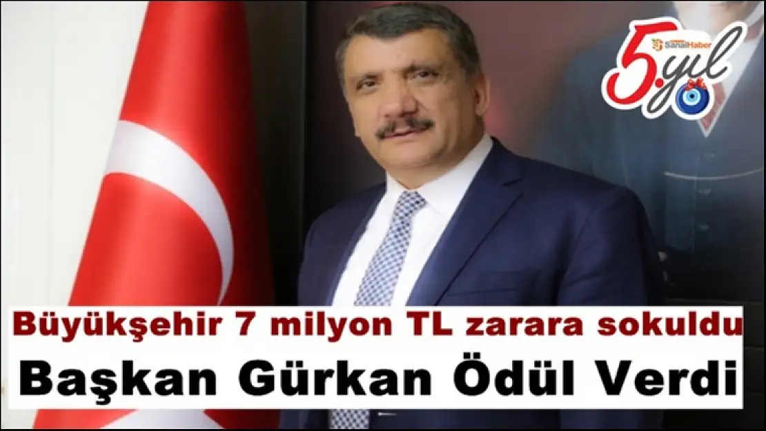 Başkan Gürkan Ödül Verdi