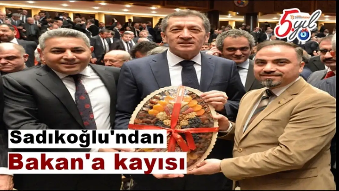 Sadıkoğlu'ndan Bakan'a kayısı