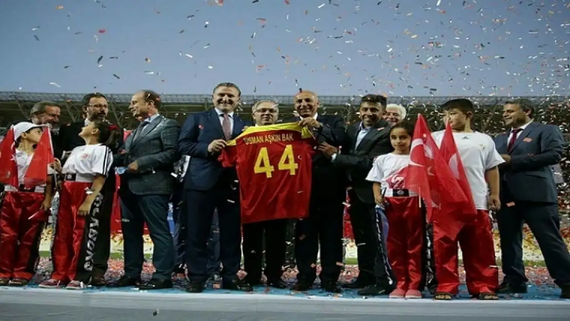 Cumhurbaşkanı yeni stadın adını açıkladı